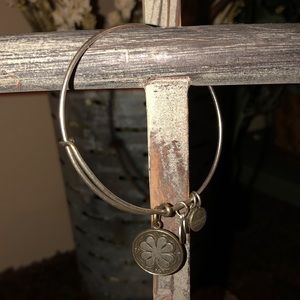 Alex and ani 4 leaf clover, silver.